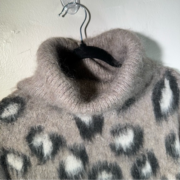 ZARA oversized chunky knit turtleneck sweater leopard mohair wool small cozy - Picture 4 of 16